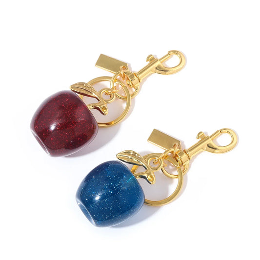 Fashion Delicious Red Apple Keychain – Summer Fruit Pendant for Women & Men